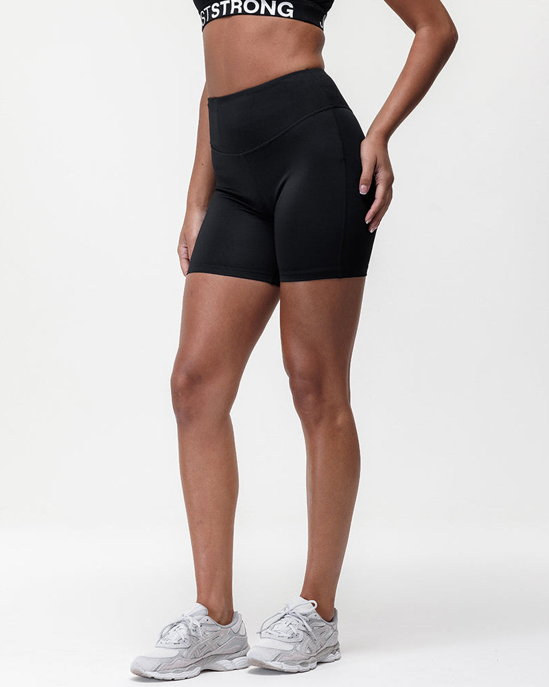 Motion High Rise Biker Shorts - Black Onyx