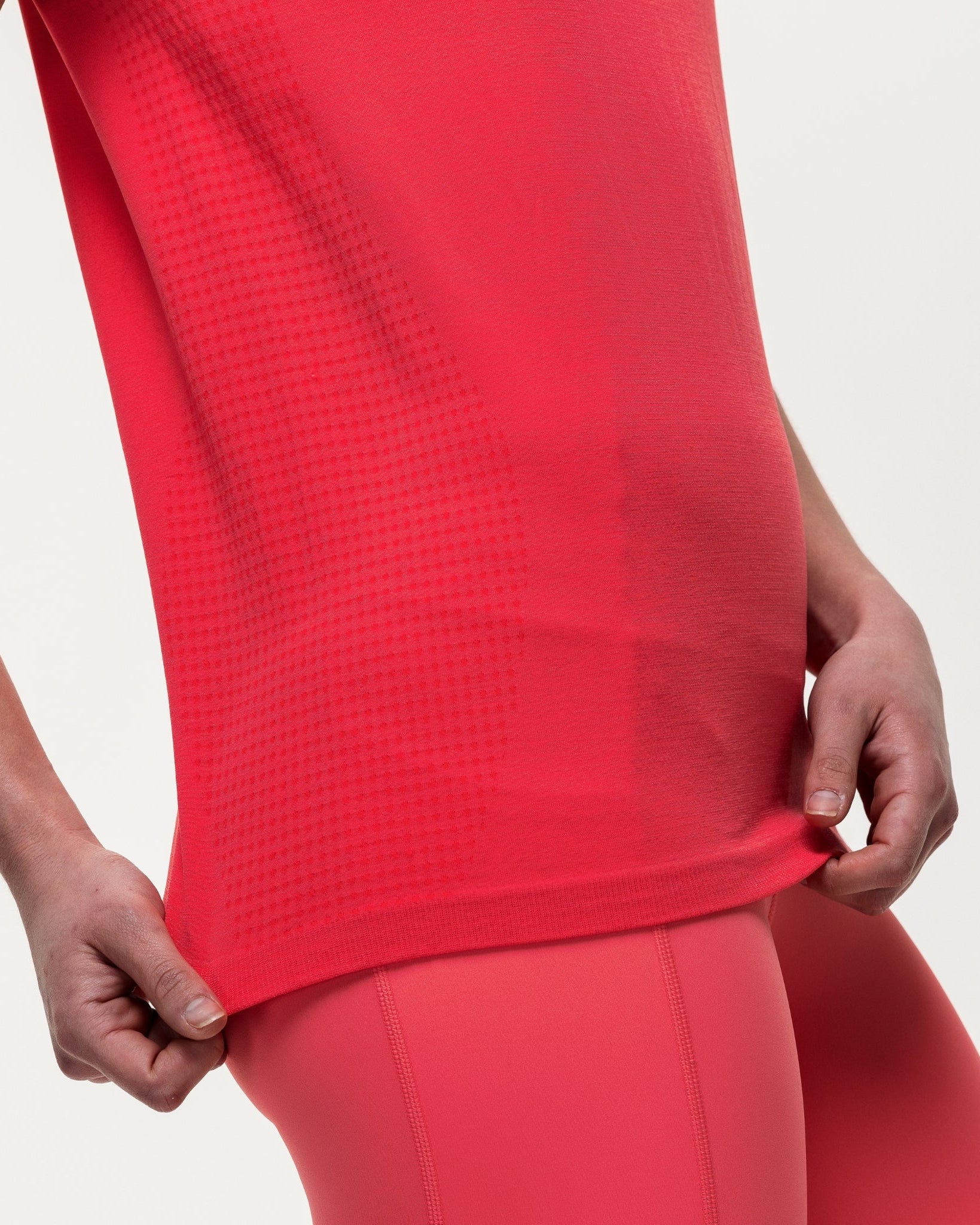 Seamless Performance Training Tee - Coral